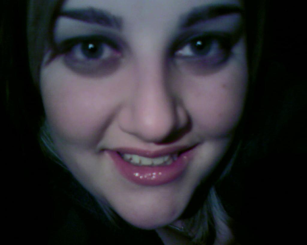 FlingFinder Dating Personals Adelaide Women "vL5LcHiCk_87"